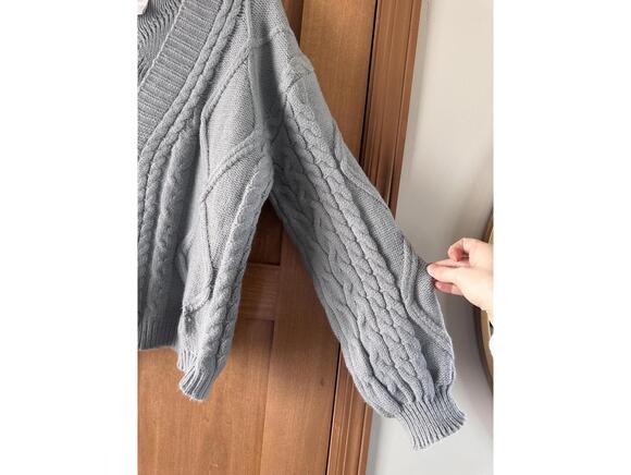 Taylor Swift Tortured Poets Department Gray Cardigan Knit Sweater Women’s XS/S - Picture 3 of 10